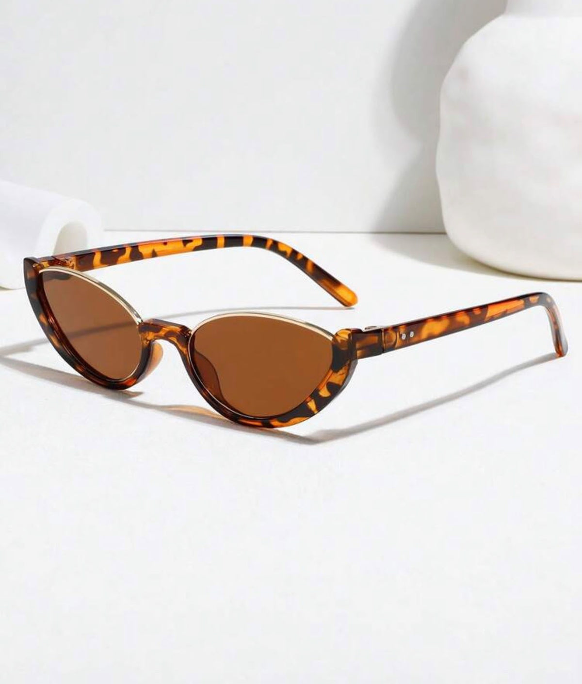 Aura Tortoise Glasses